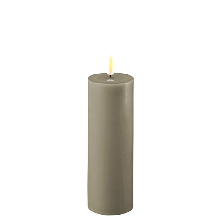 DELUXE Homeart - LED Stumpenkerze, sand, 5*15cm