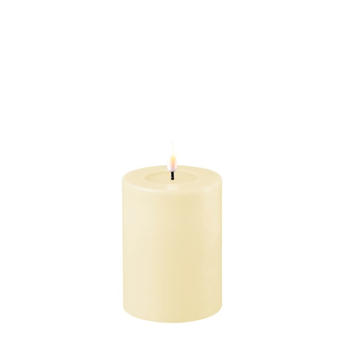 DELUXE Homeart - LED Stumpenkerze, creme, 7,5*10cm