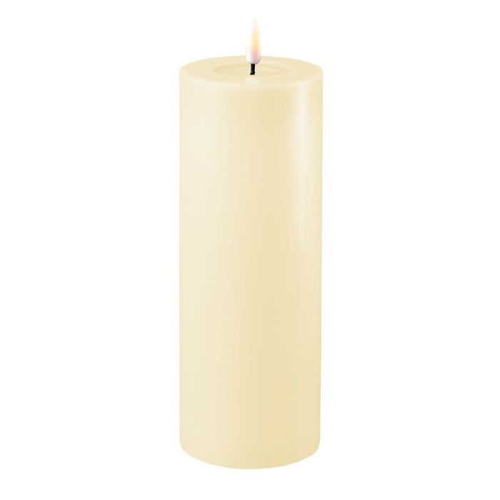 DELUXE Homeart - LED Stumpenkerze, creme, 7,5*20cm