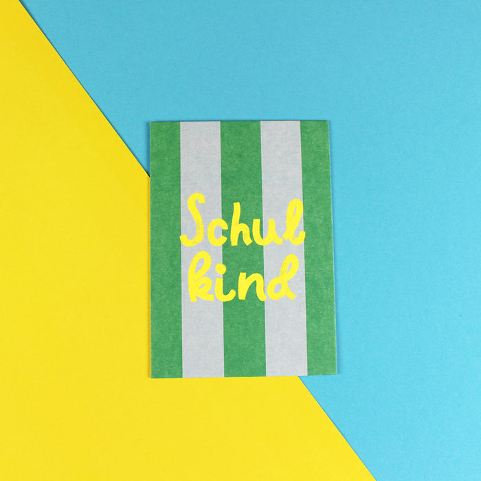 ava&yves - Postkarte Schulkind, grün/blau, neon gelb