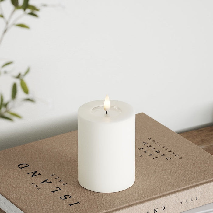 DELUXE Homeart - LED Stumpenkerze, weiß, 7,5*10cm