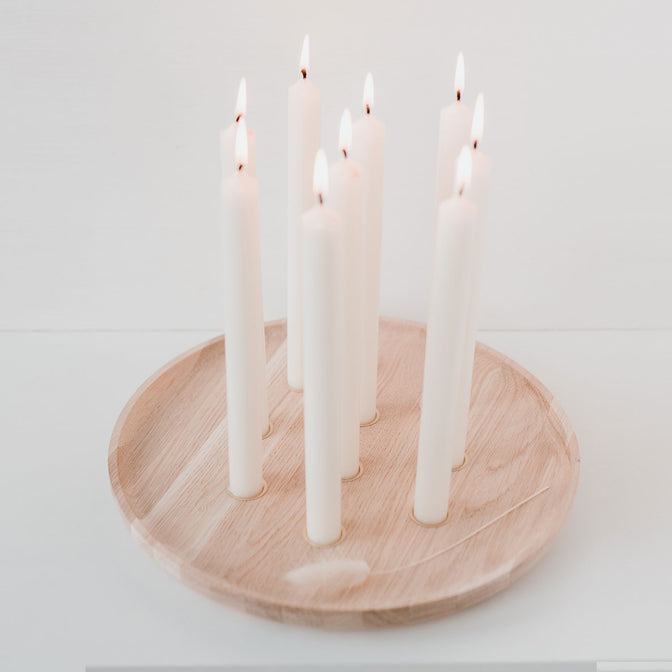 Eulenschnitt - rundes Kerzenbrett aus Eiche 32cm (für Stabkerzen)