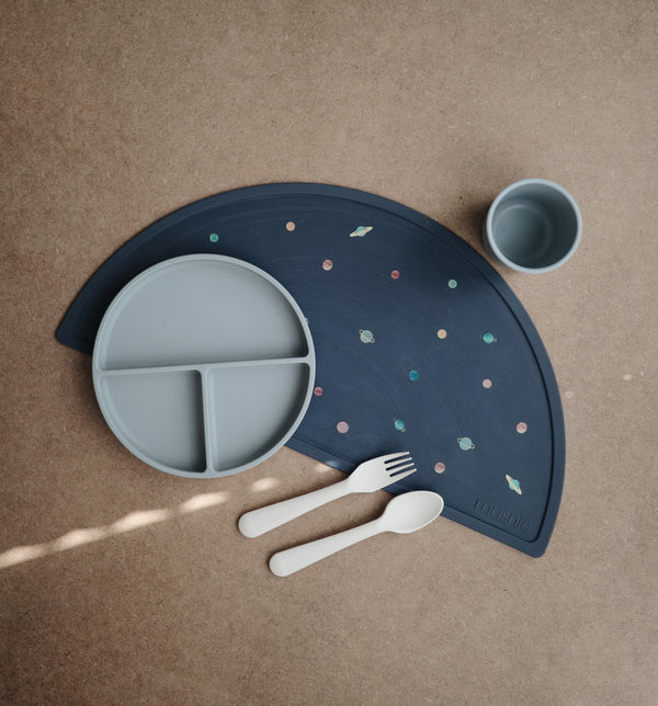 Mushie - Silicone Mat, Planets